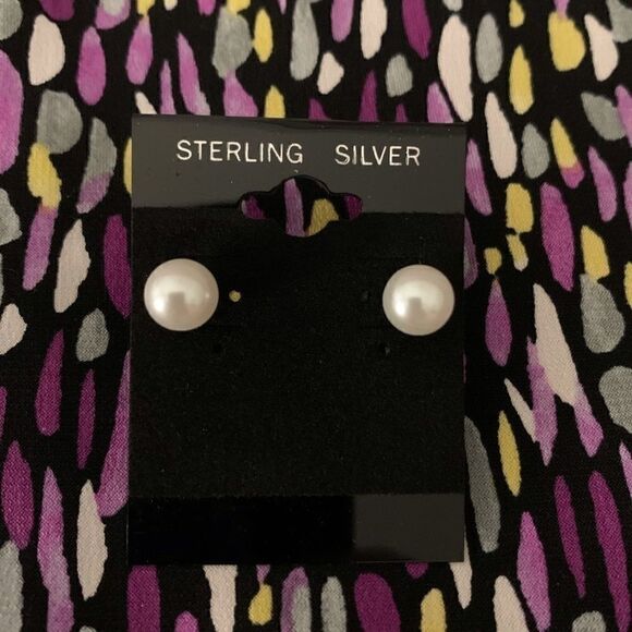 💐 925 Sterling Silver Simulated Pearl Earrings - Picture 3 of 8